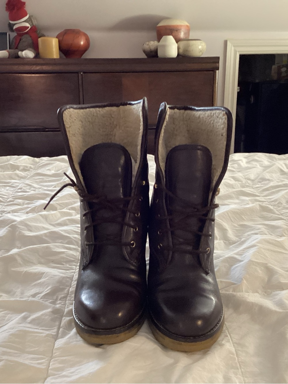 Geox dark brown lace up boots
